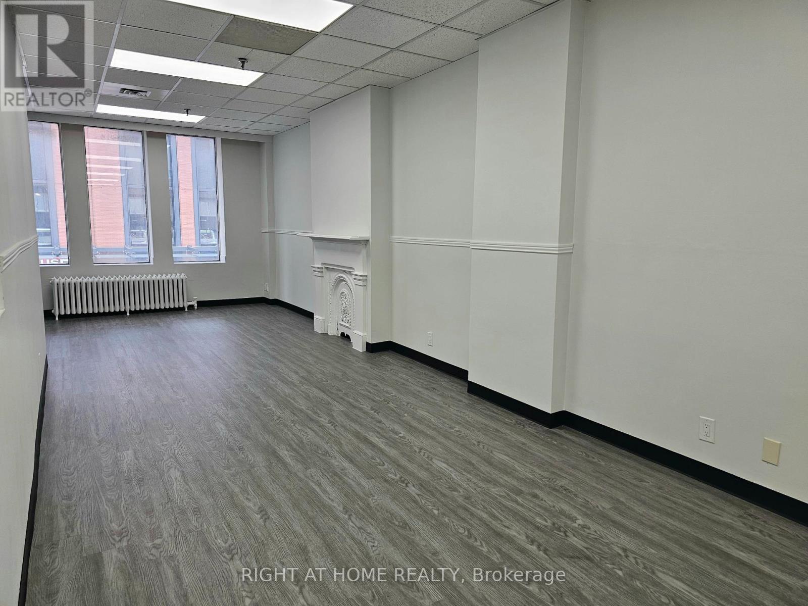 2 - 516 Yonge Street Property Photo 10