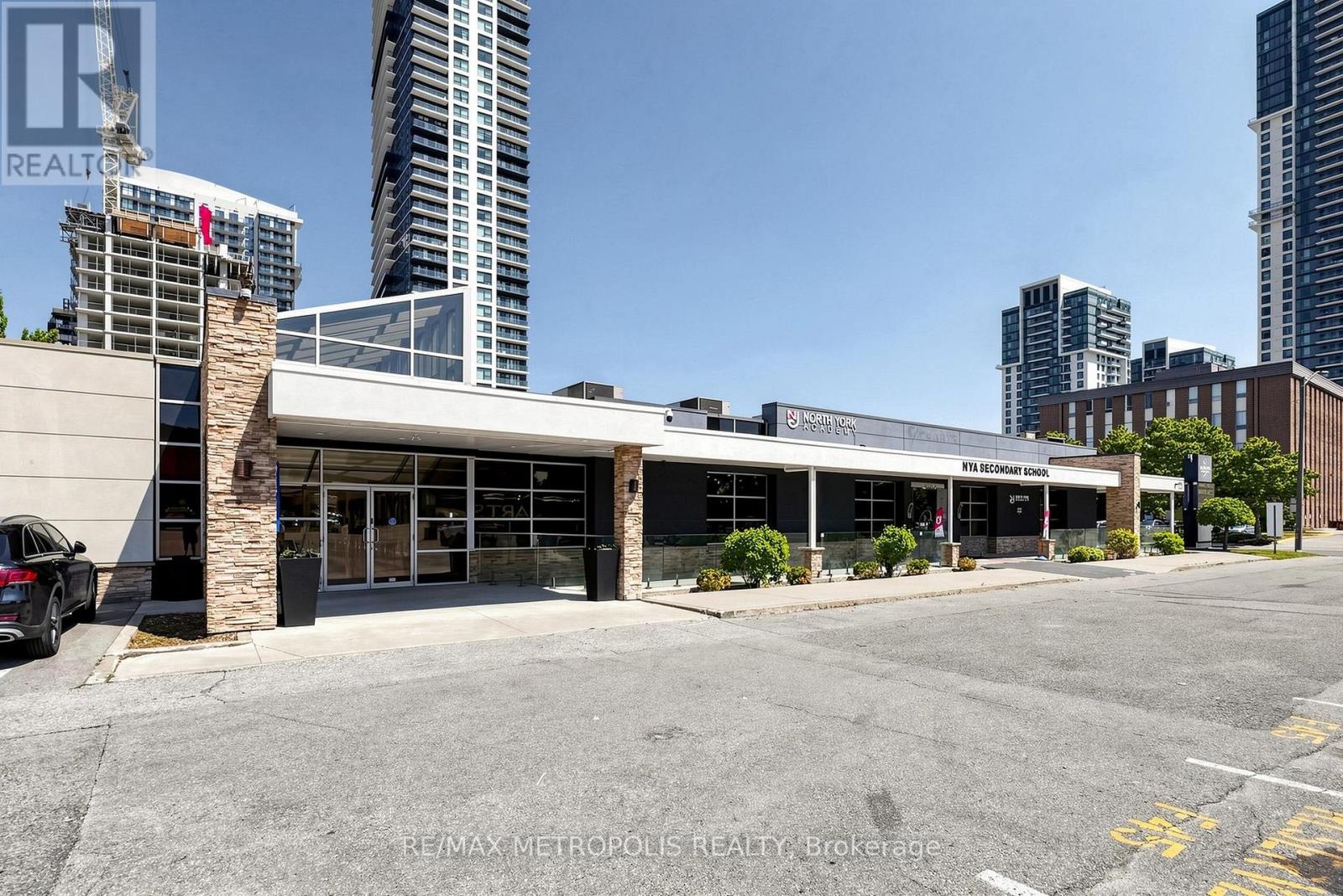 103 - 155 Consumers Road Property Photo 1