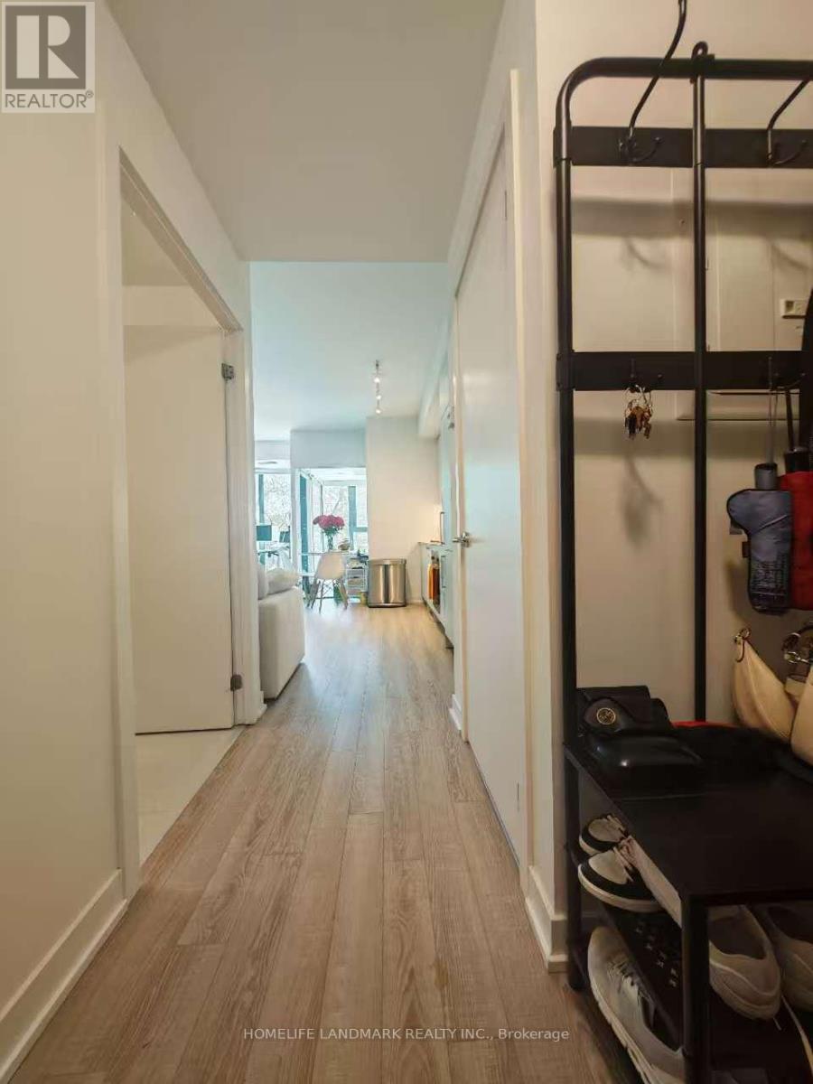 310 - 250 Lawrence Avenue W Photo de la propriété 1