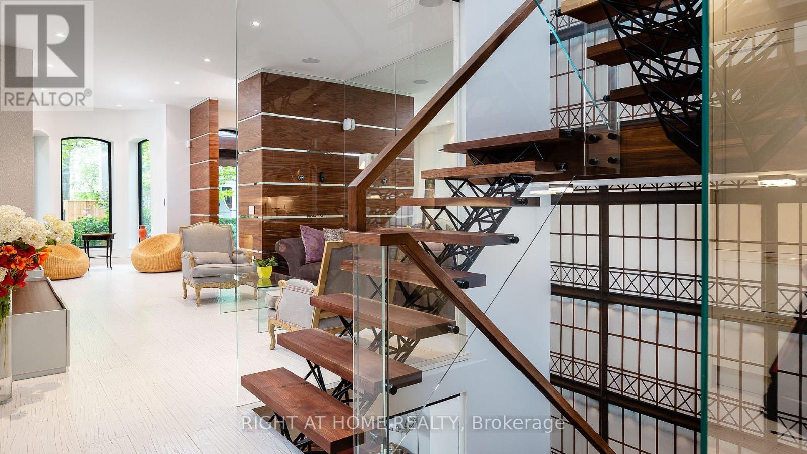 53 Hazelton Avenue Property Photo 13