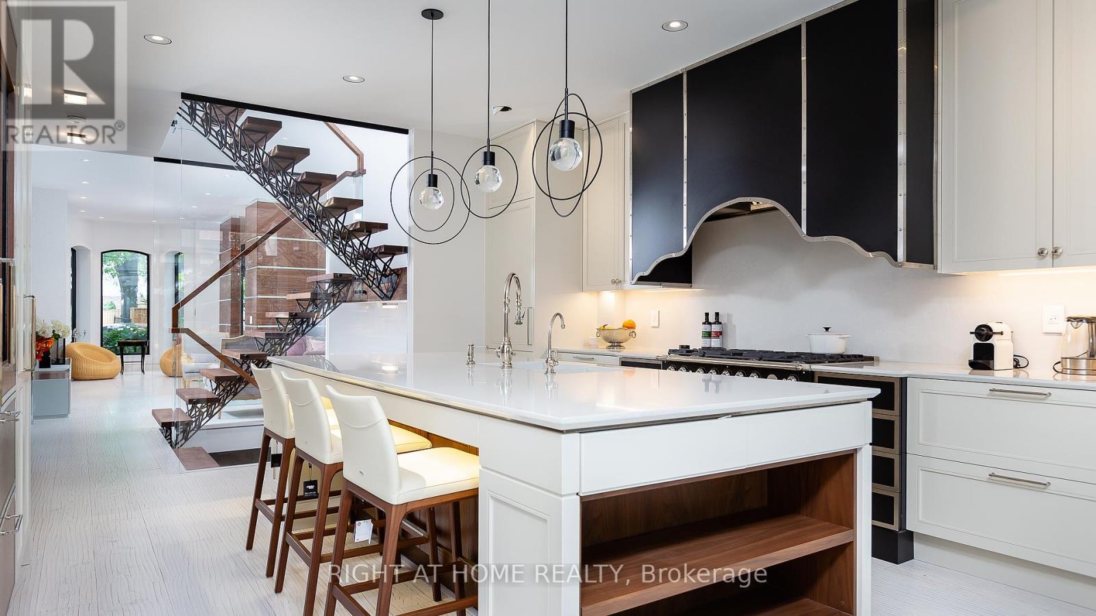 53 Hazelton Avenue Property Photo 15