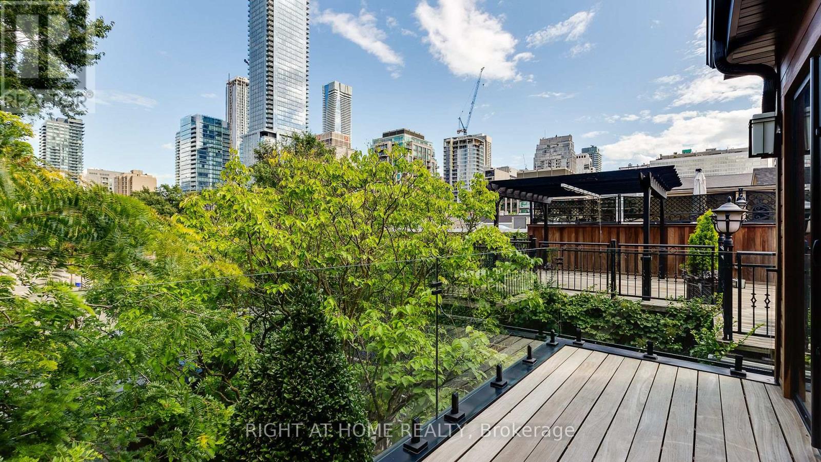 53 Hazelton Avenue Property Photo 33