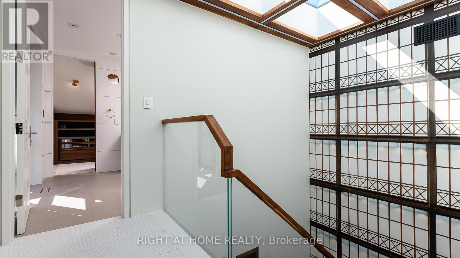 53 Hazelton Avenue Property Photo 34