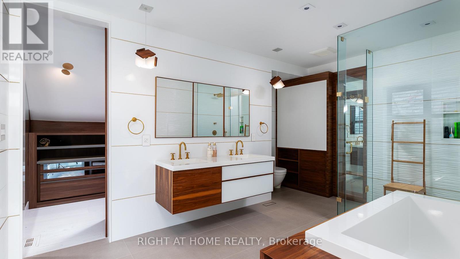 53 Hazelton Avenue Property Photo 35