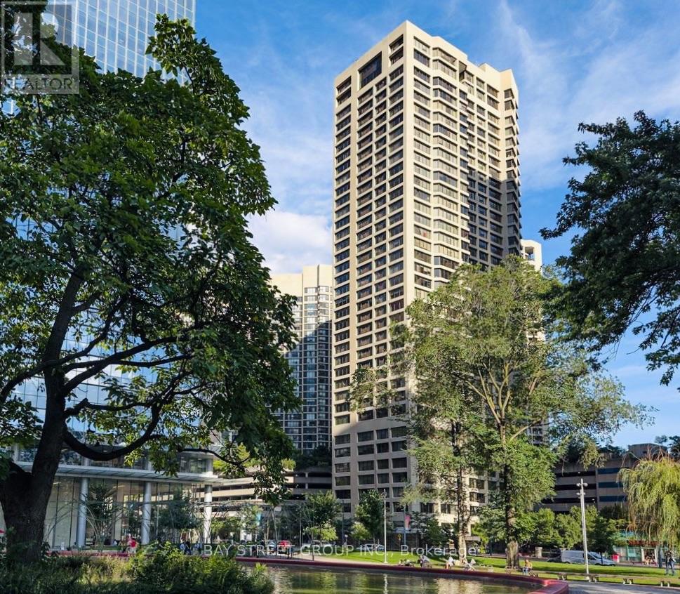 606 - 55 HARBOUR SQUARE