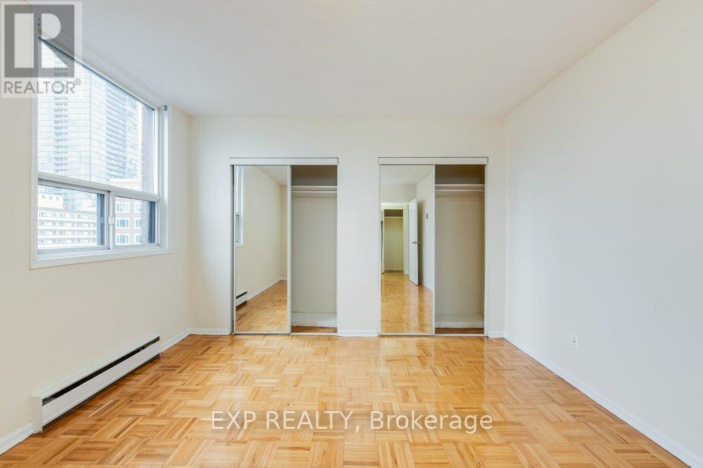 305 - 10 Huntley Street Property Photo 6