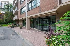 305 - 10 Huntley Street Property Photo 8