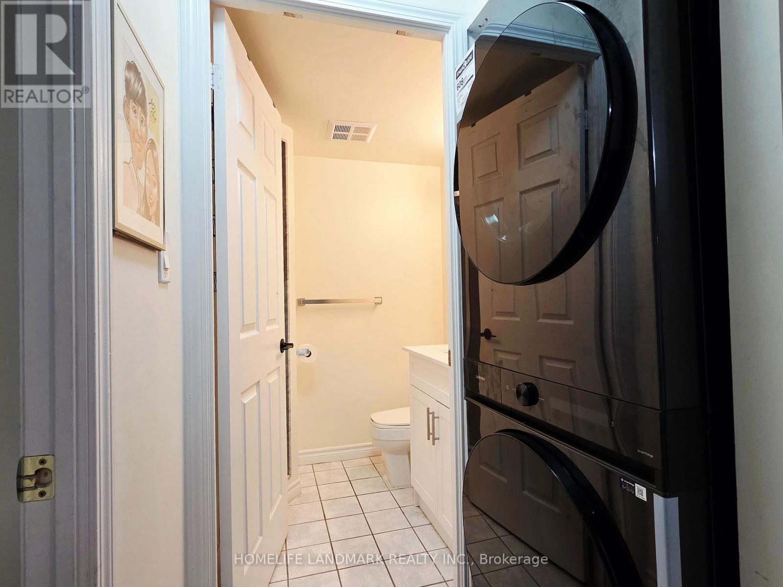1015 - 7 Lorraine Drive Property Photo 6