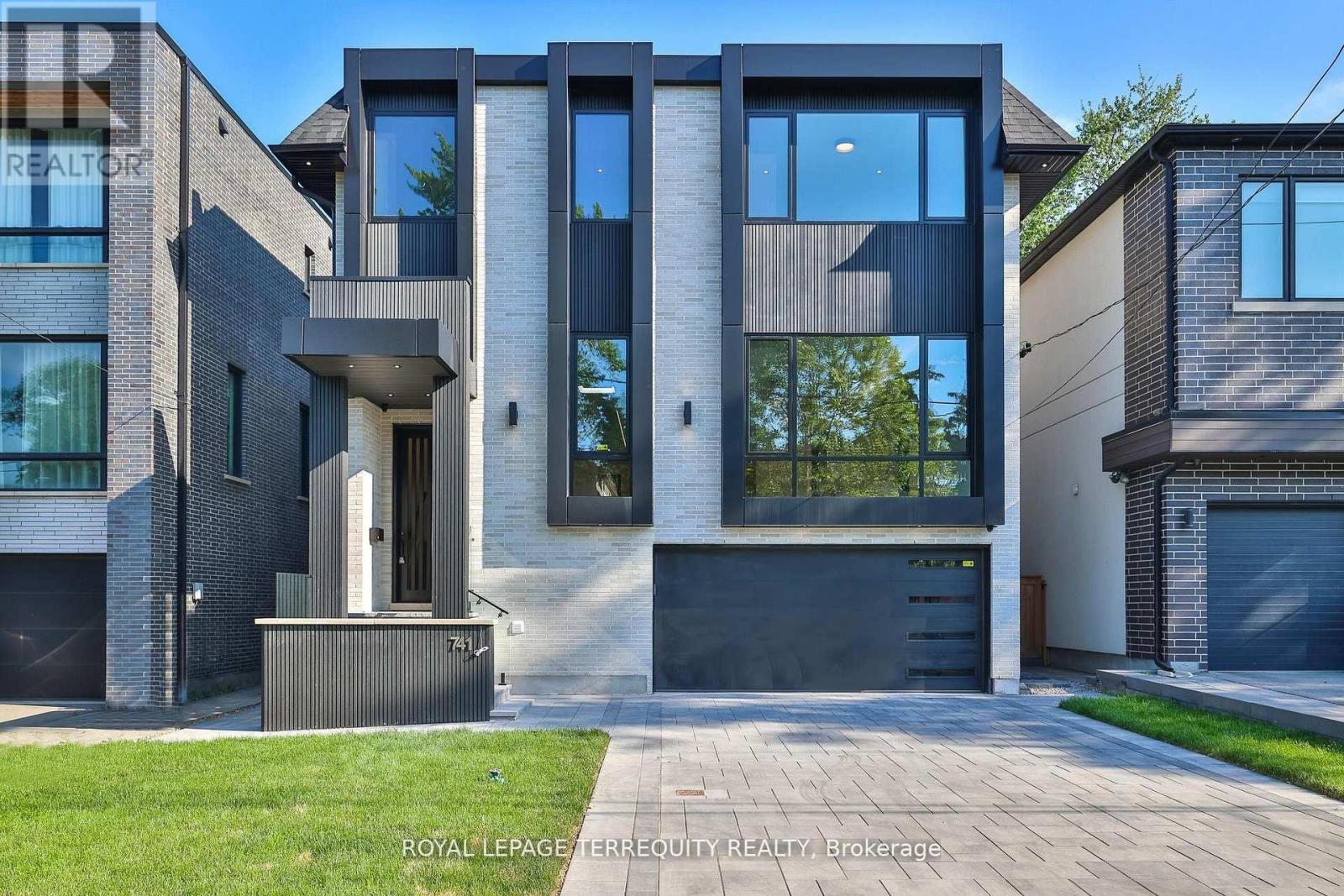 741 WOBURN AVENUE