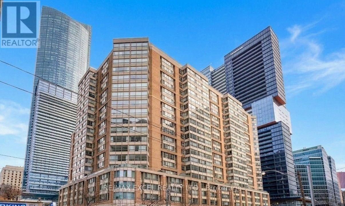 714 - 711 Bay Street Property Photo 1