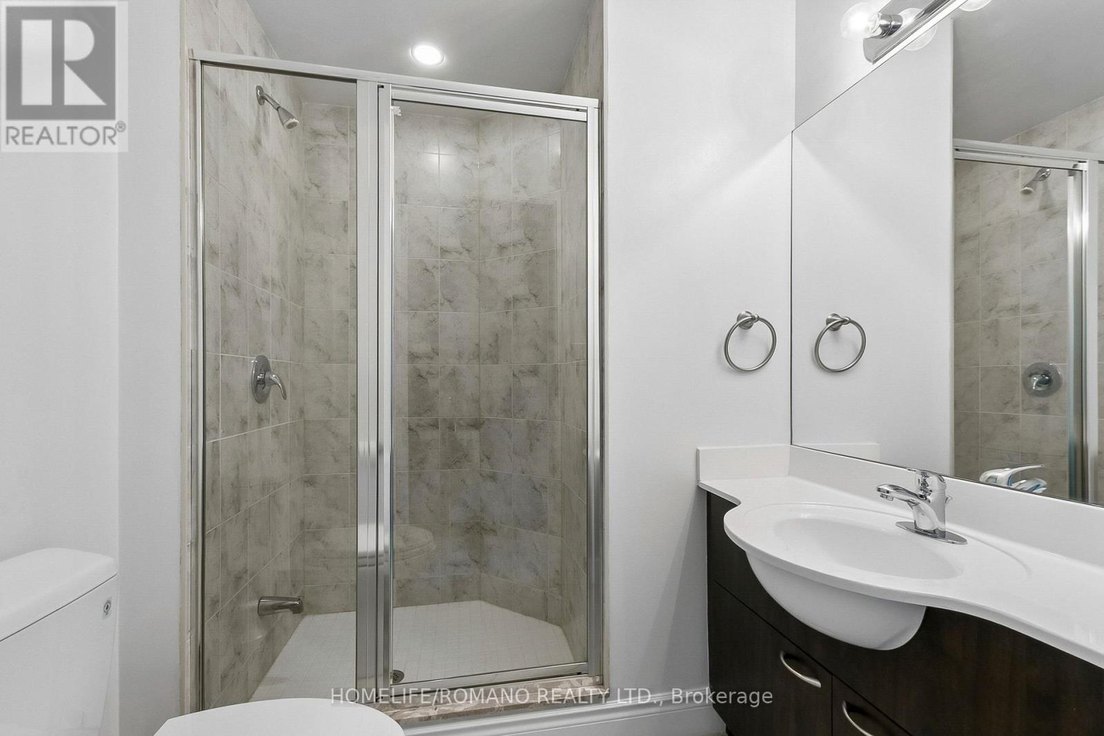 508 - 650 Mount Pleasant Road Property Photo 16