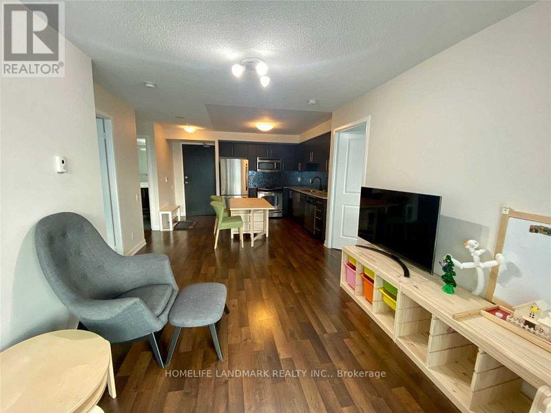 1902 - 17 Anndale Drive Property Photo 6