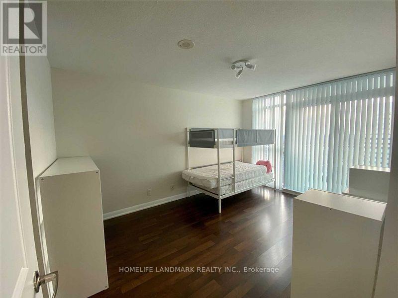 1902 - 17 Anndale Drive Property Photo 7