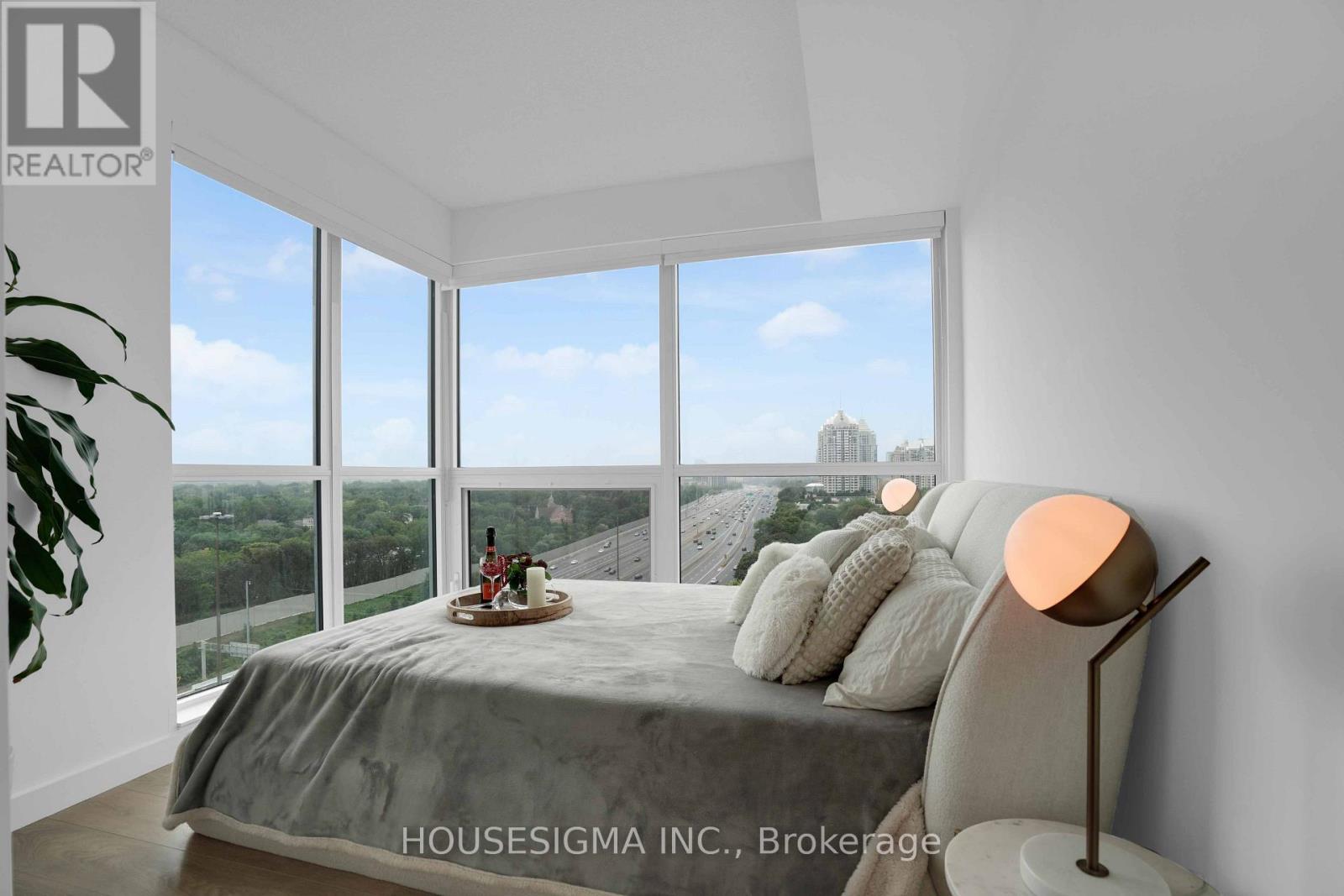 1803 - 25 Mcmahon Drive Property Photo 20