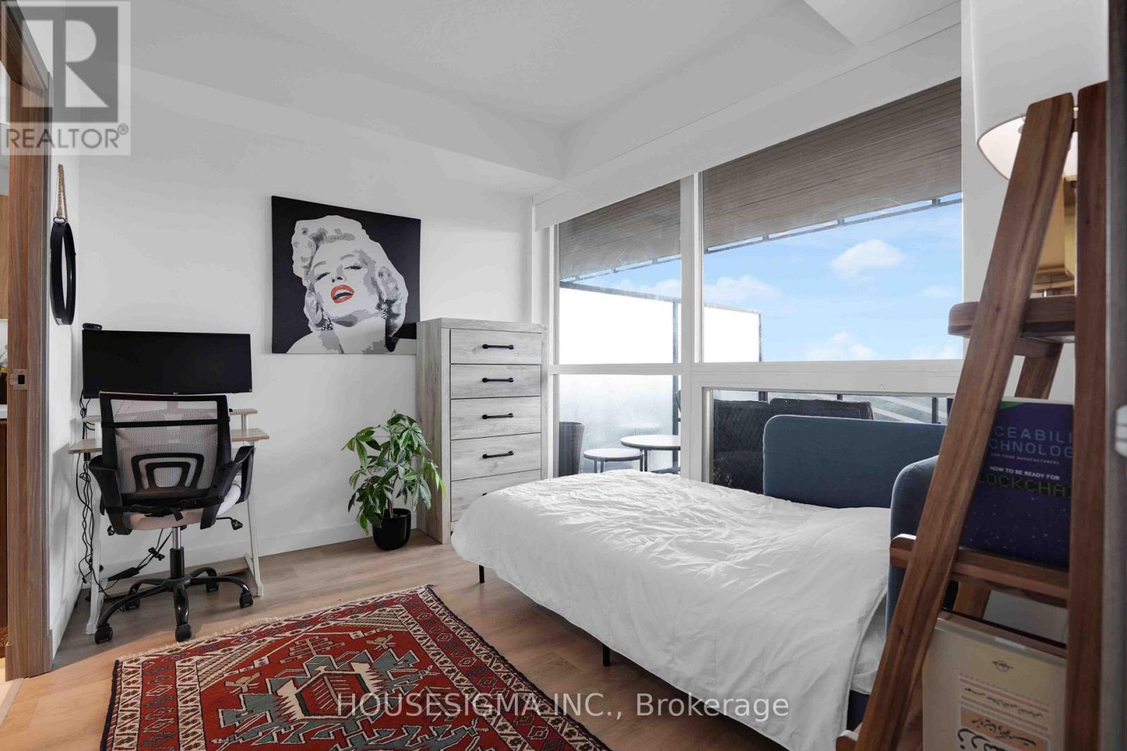1803 - 25 Mcmahon Drive Property Photo 22