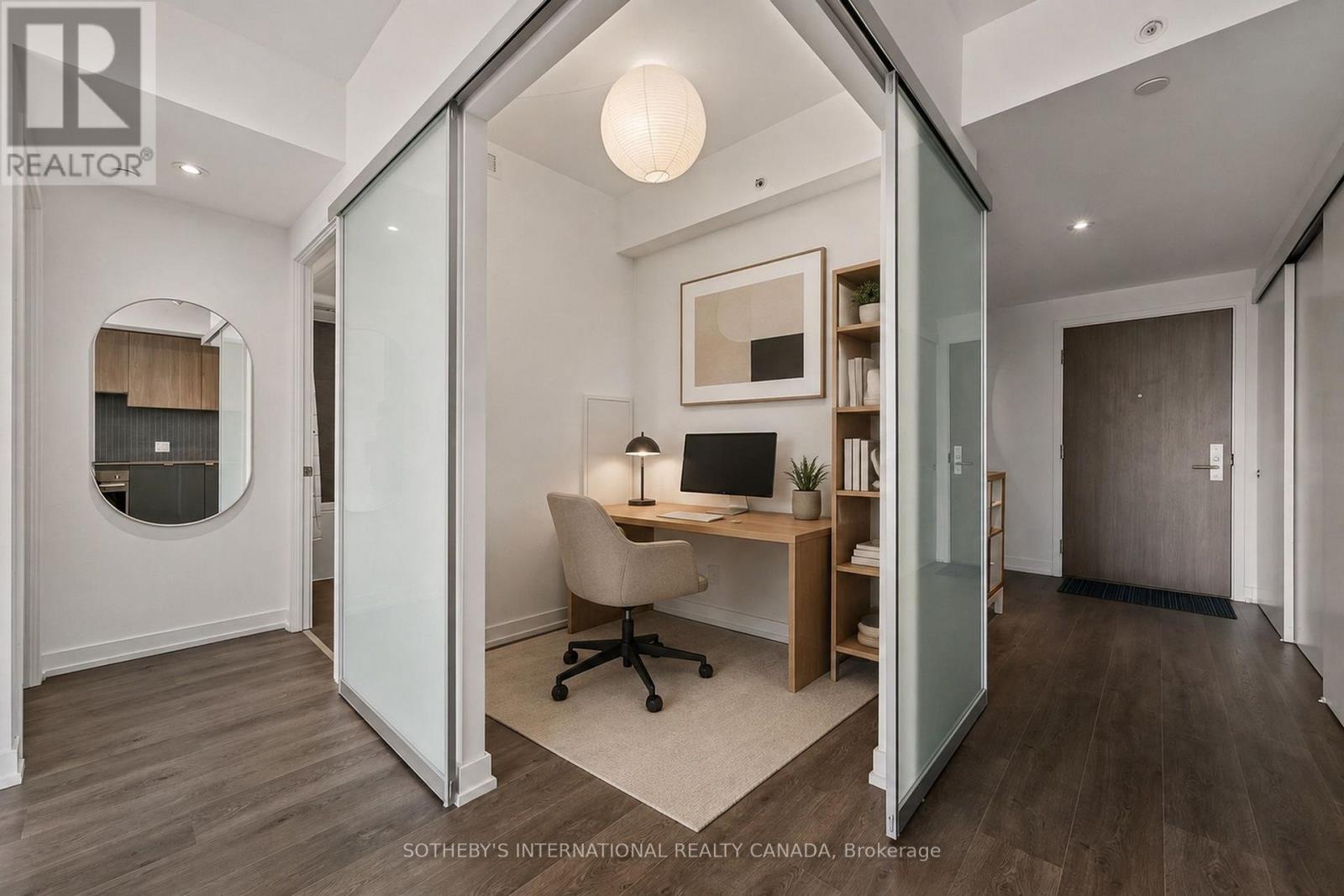 3001 - 161 Roehampton Avenue Property Photo 4