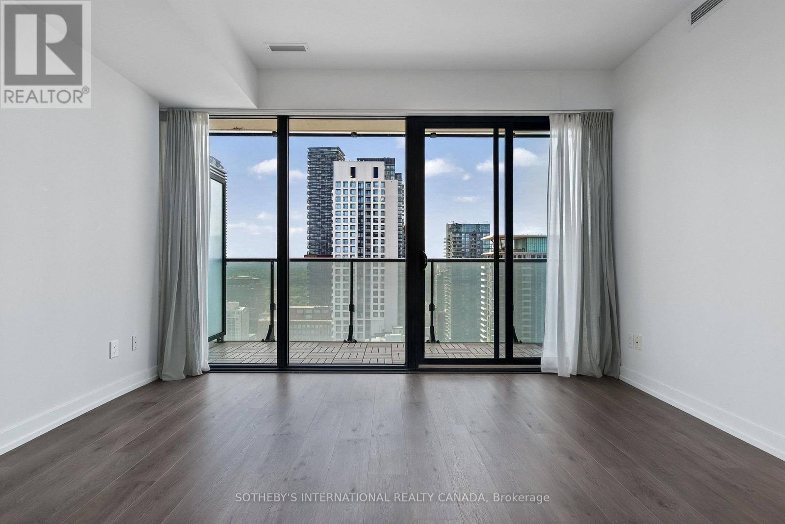 3001 - 161 Roehampton Avenue Property Photo 20