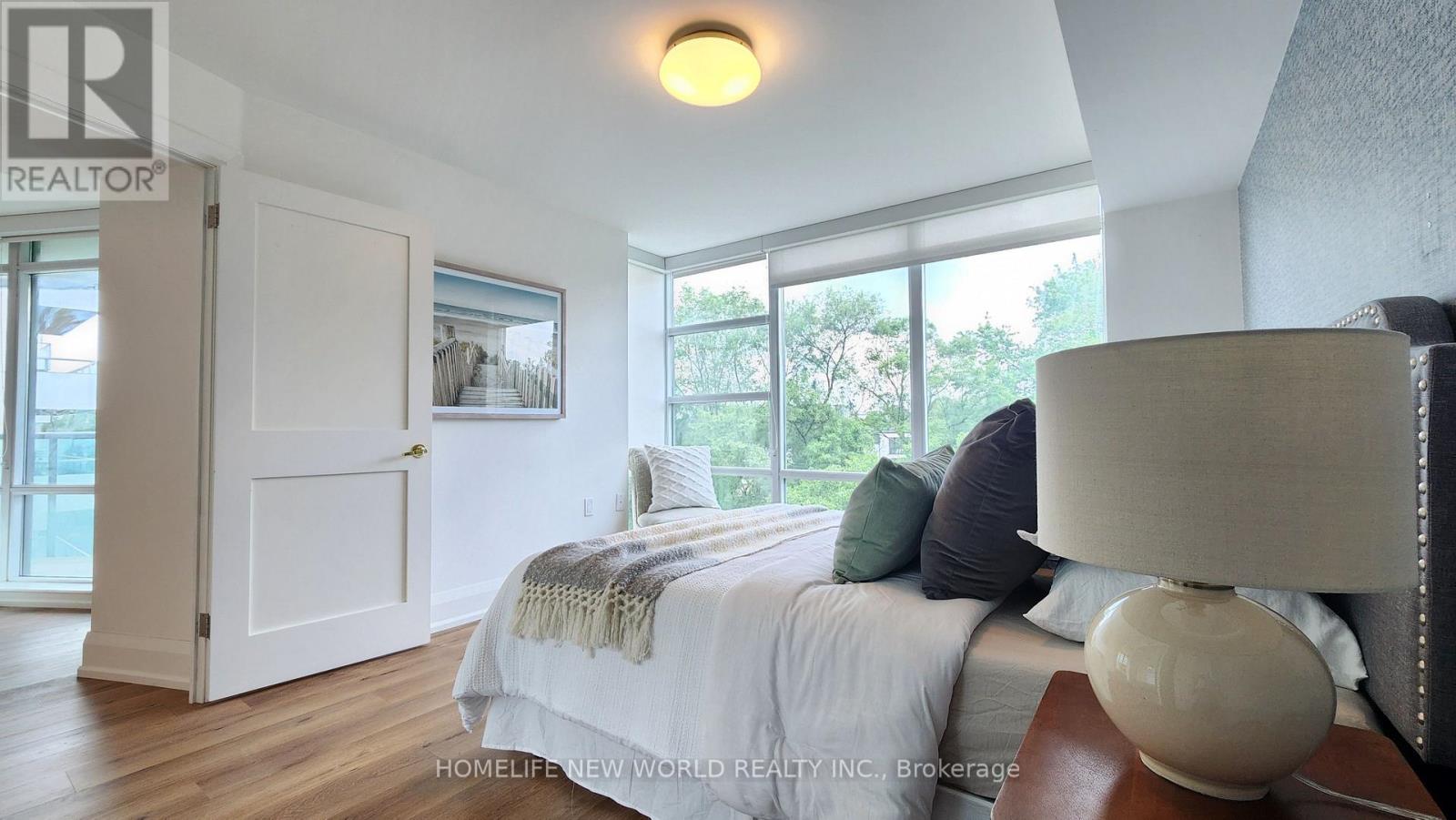 404 - 3830 Bathurst Street Property Photo 14