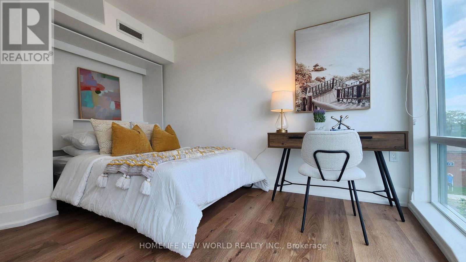 404 - 3830 Bathurst Street Property Photo 17