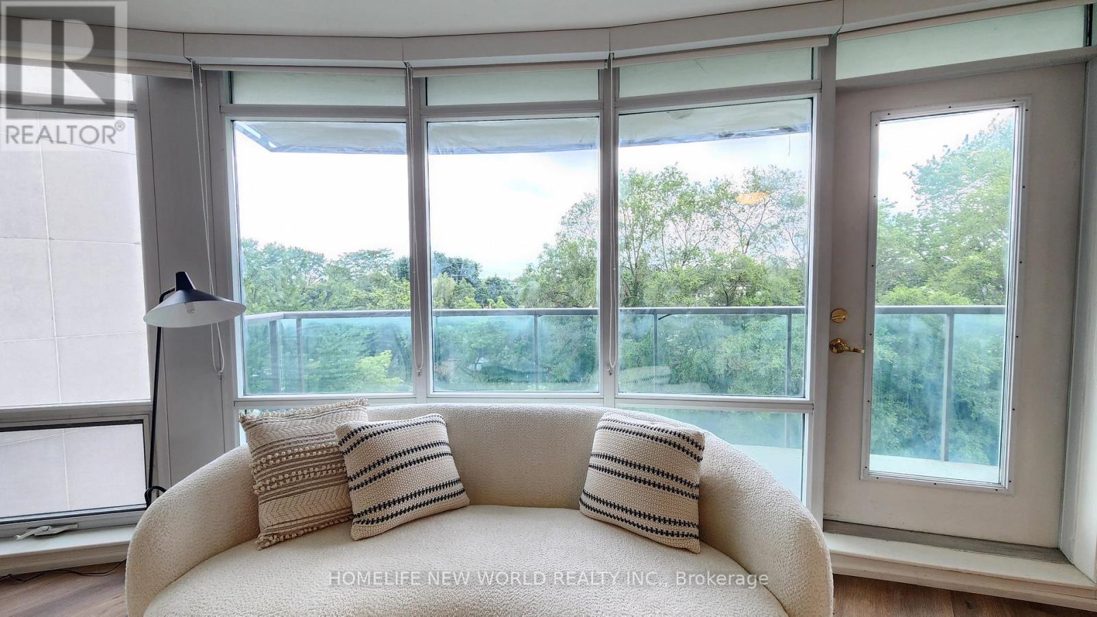 404 - 3830 Bathurst Street Property Photo 20
