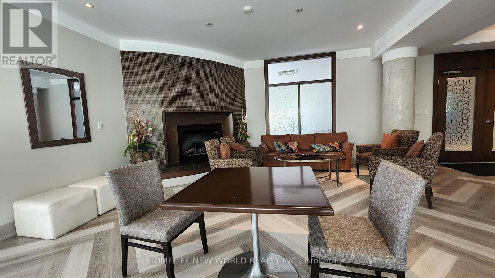 404 - 3830 Bathurst Street Property Photo 29