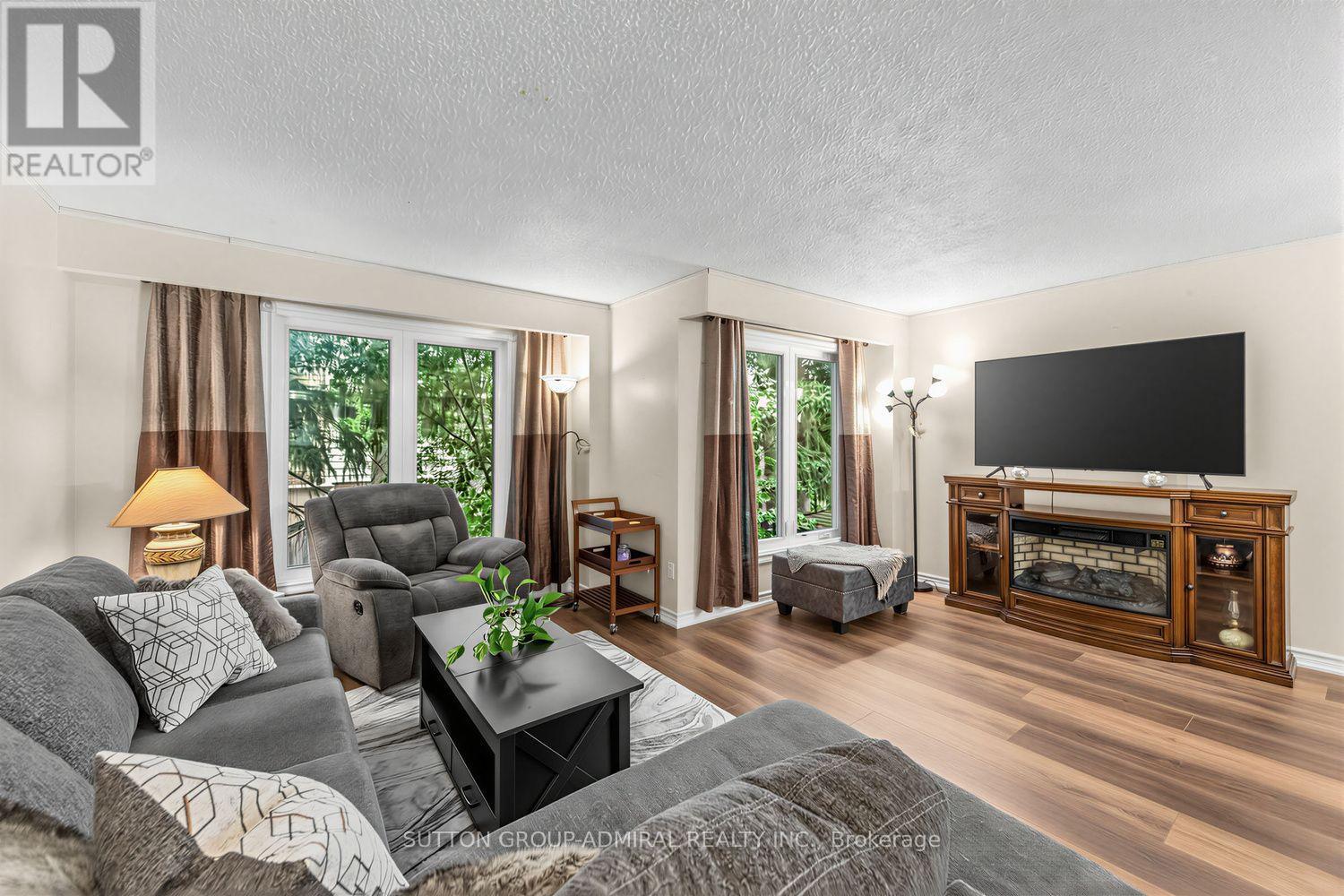19 Carnival Court Property Photo 5