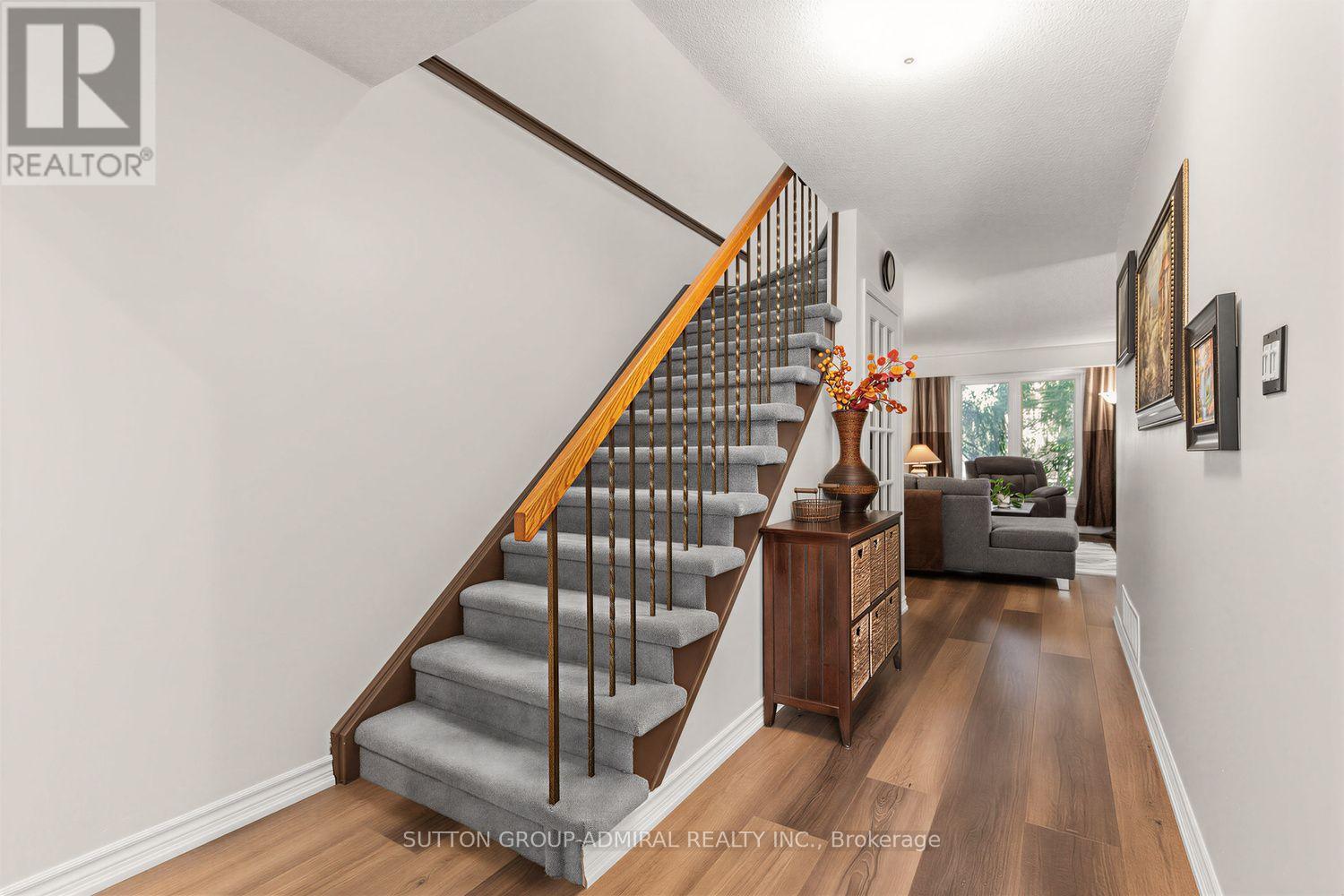 19 Carnival Court Property Photo 16