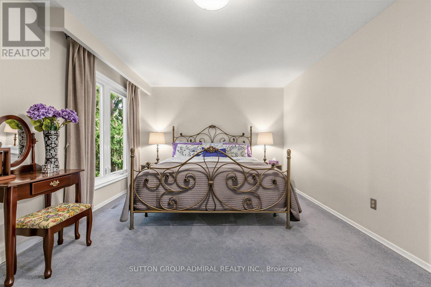 19 Carnival Court Property Photo 20