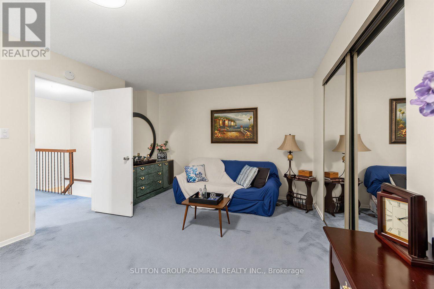 19 Carnival Court Property Photo 21