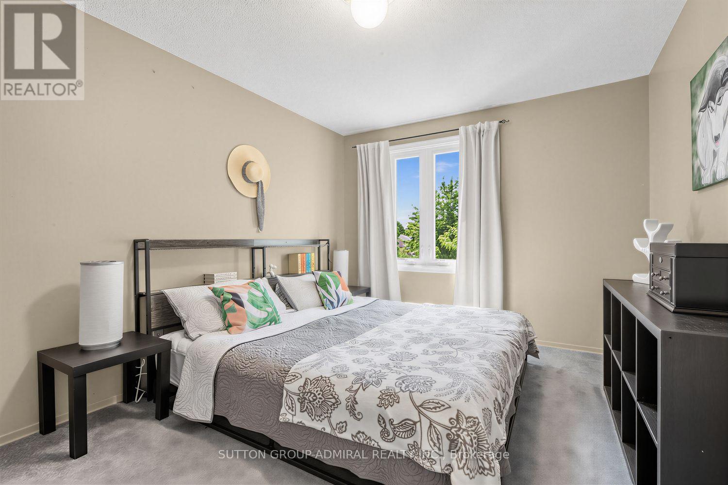 19 Carnival Court Property Photo 22