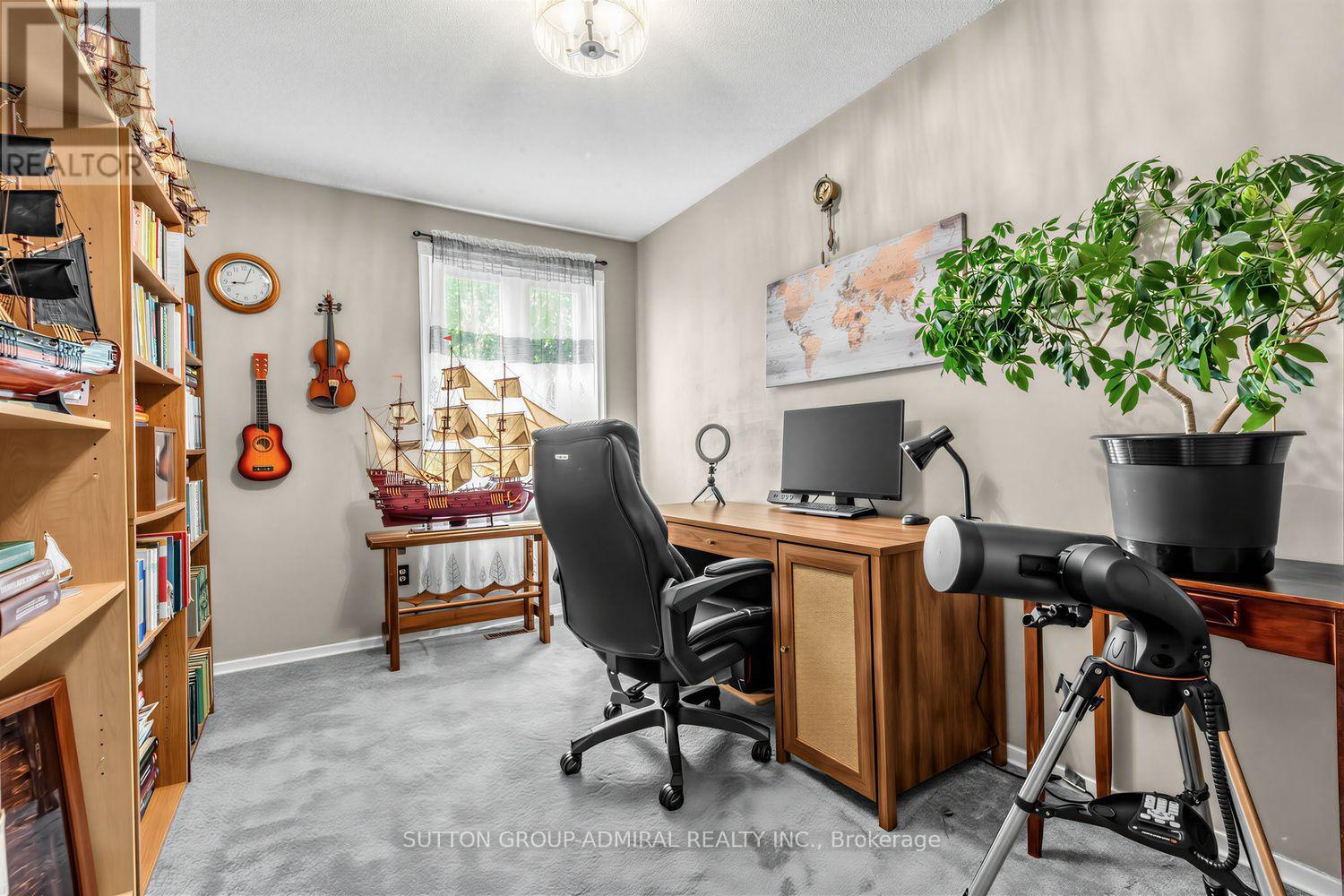 19 Carnival Court Property Photo 24