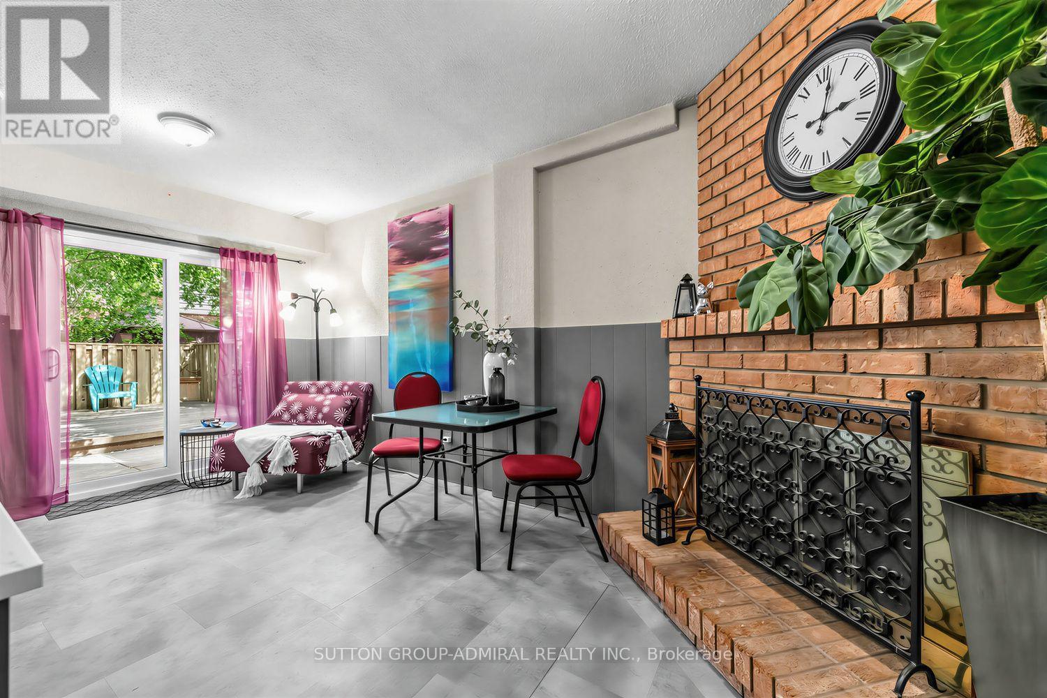 19 Carnival Court Property Photo 30