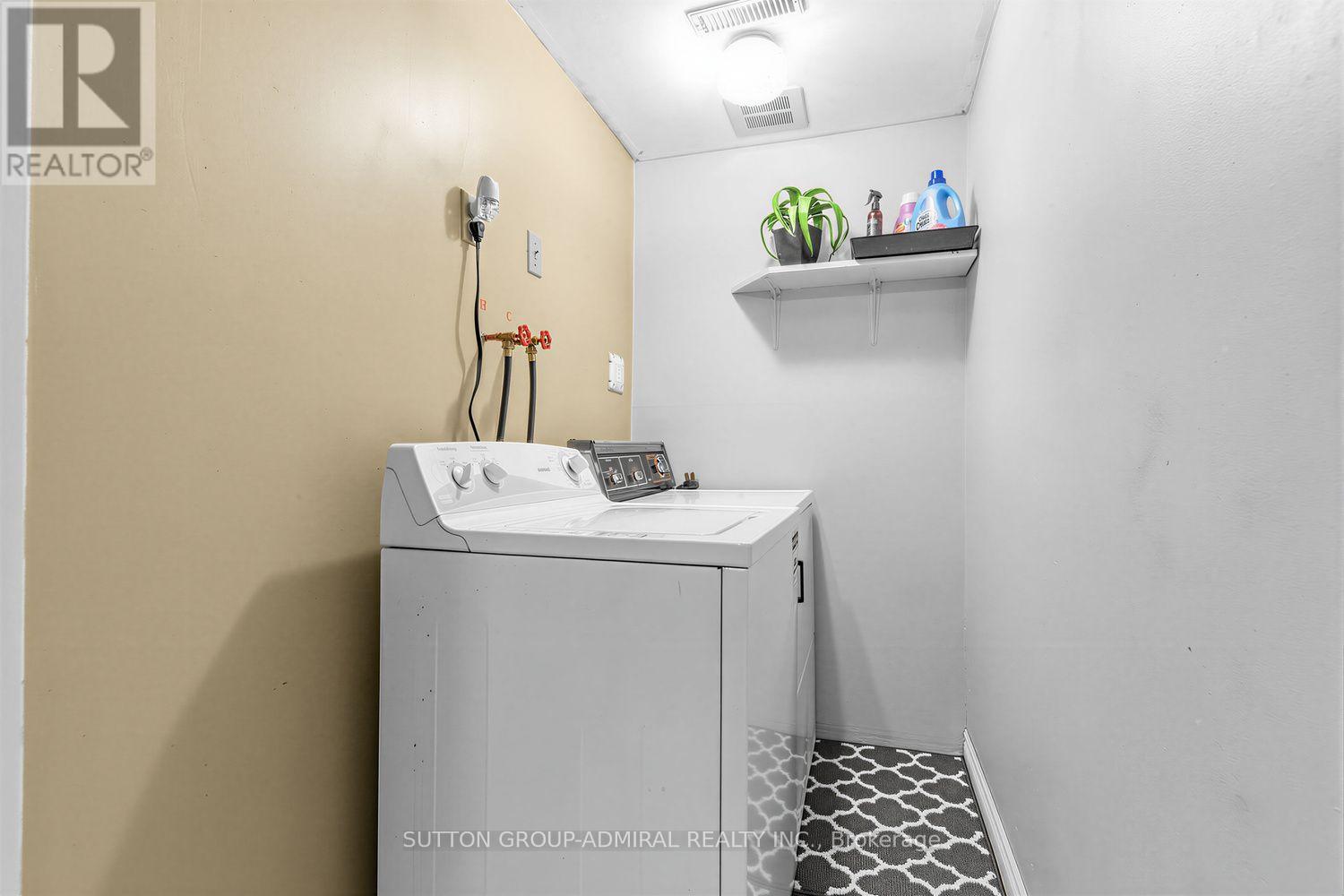 19 Carnival Court Property Photo 34