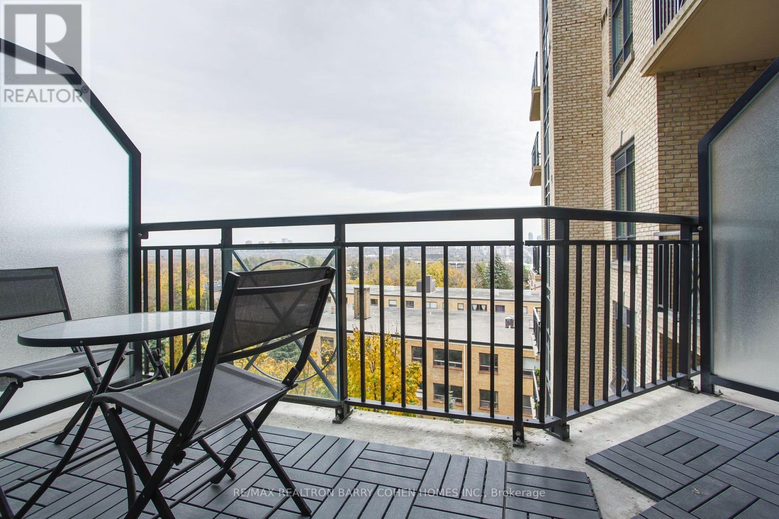 616 - 676 Sheppard Avenue E Property Photo 12