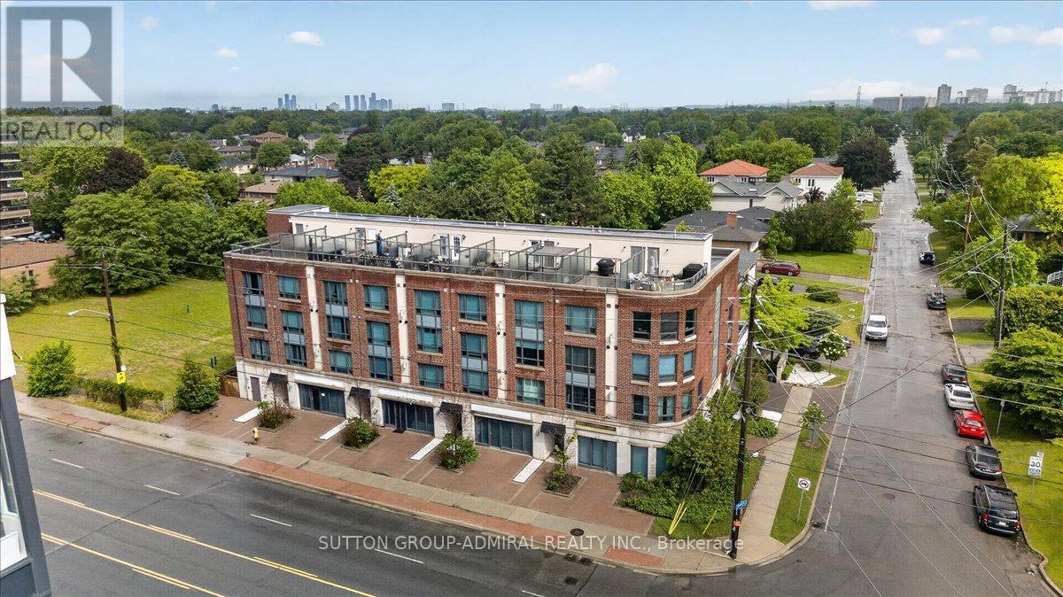 202 - 2 Maxwell Street Property Photo 1