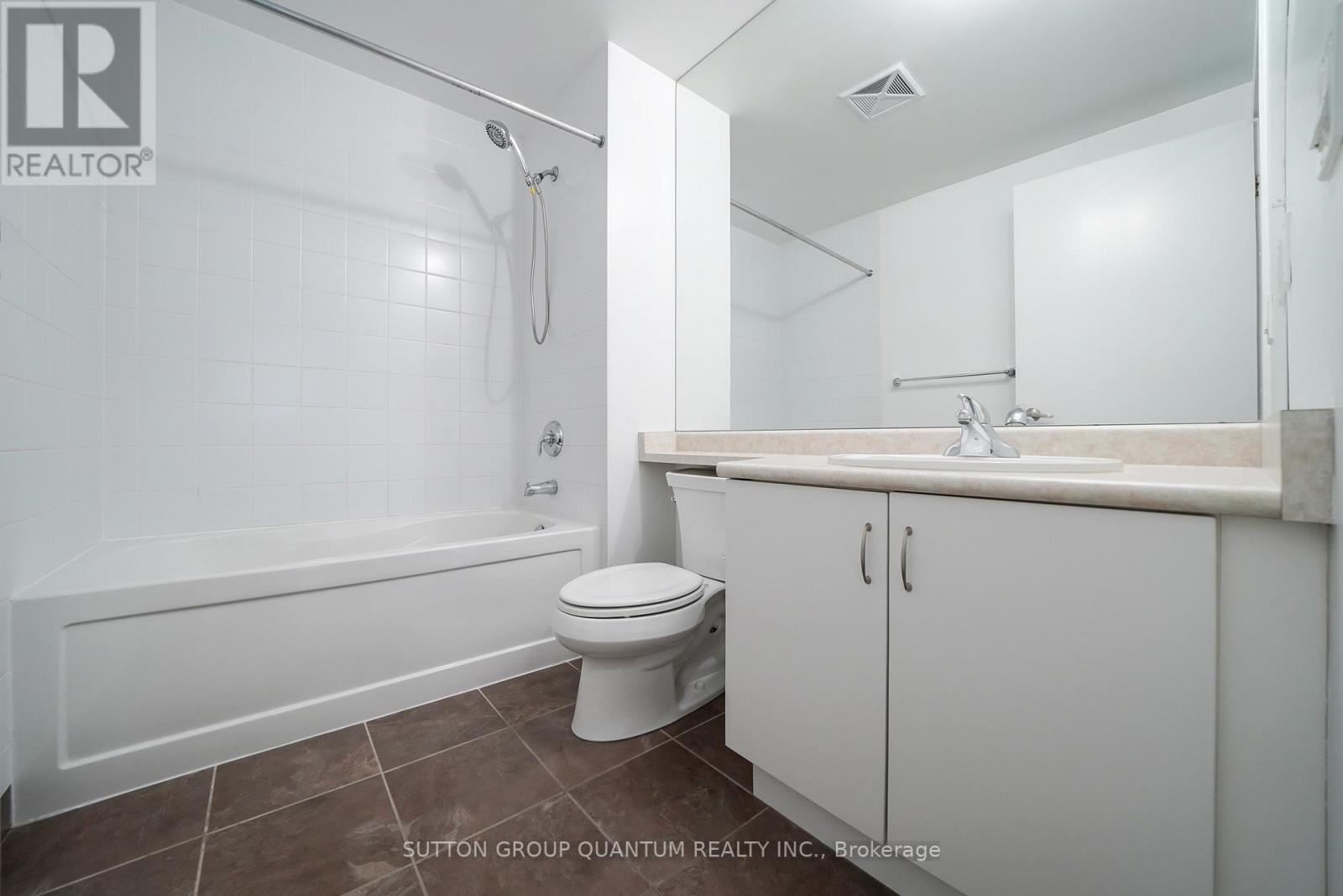 773 - 209 Fort York Boulevard Property Photo 10