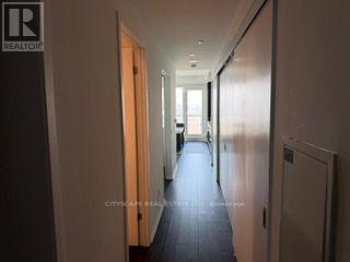 3510 - 197 Yonge Street Property Photo 1