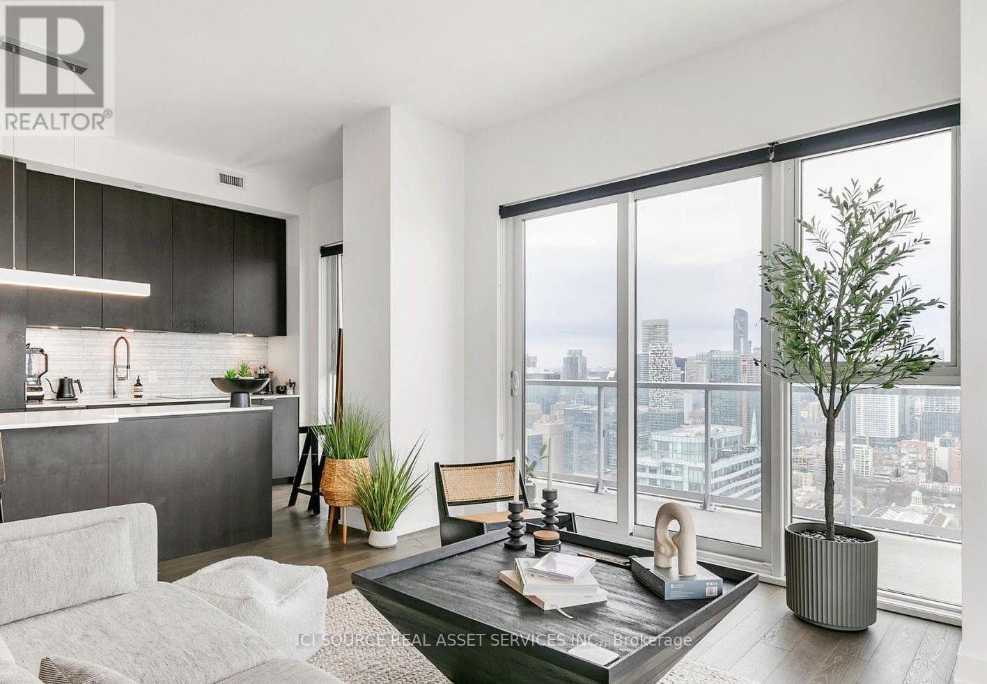 4005 - 15 LOWER JARVIS STREET Property Photo 1