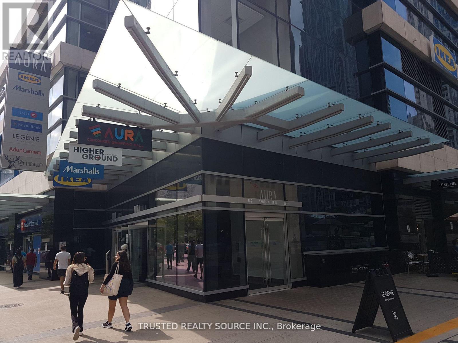 4 - 384 Yonge Street Property Photo 14
