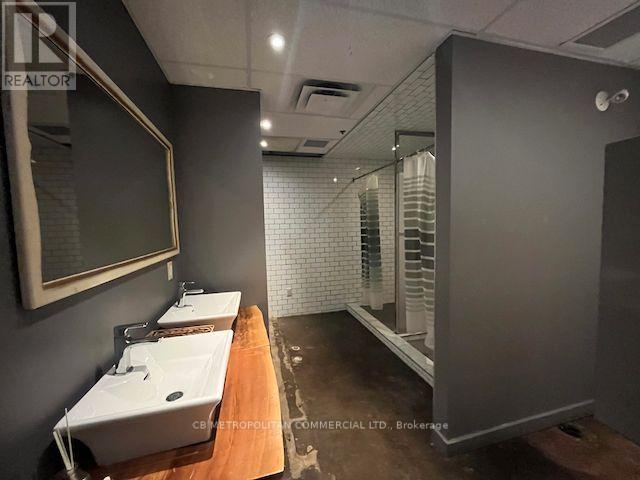119 - 100 Sunrise Avenue Property Photo 6
