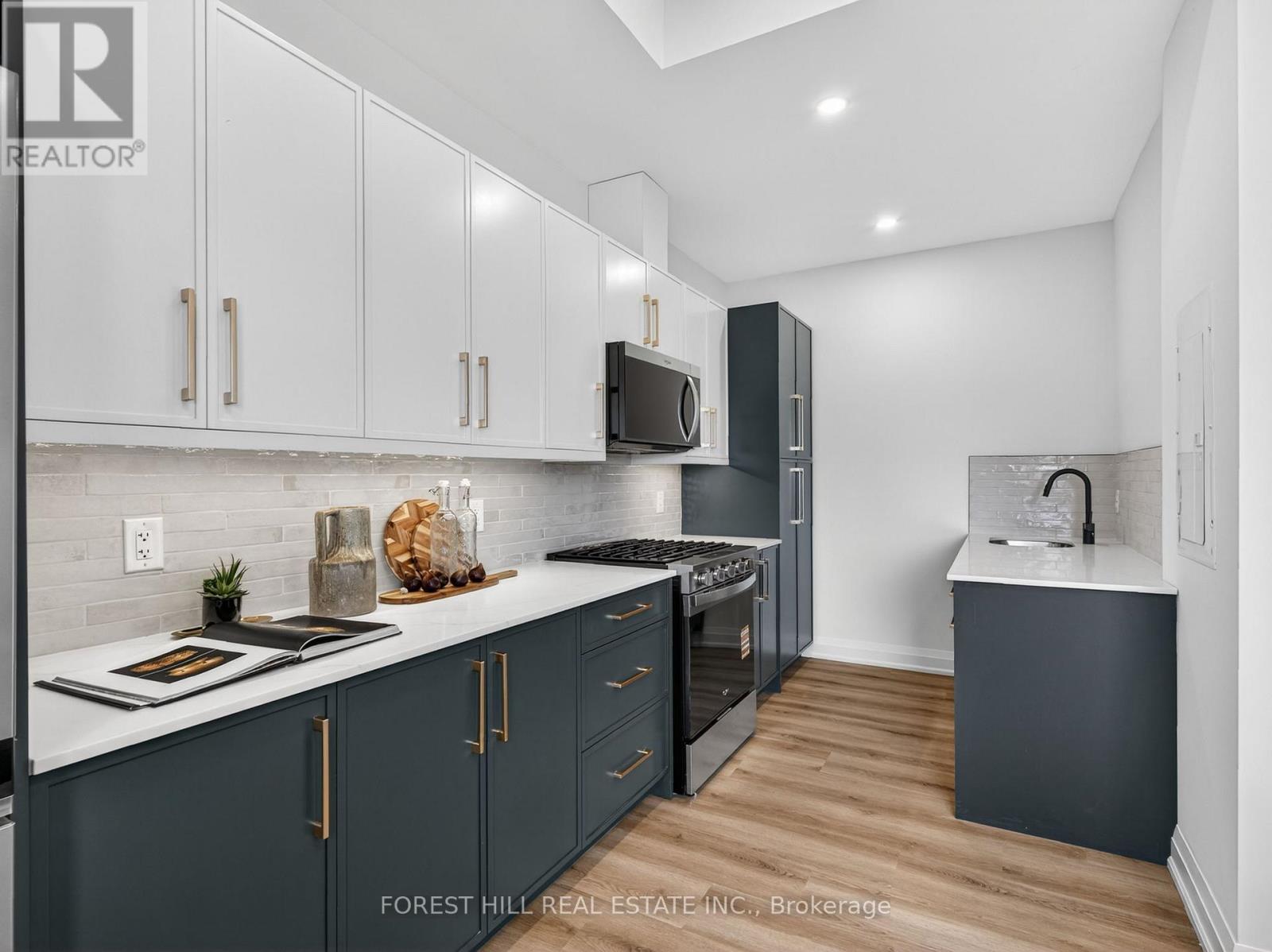 D - 5 Hopperton Drive Property Photo 10