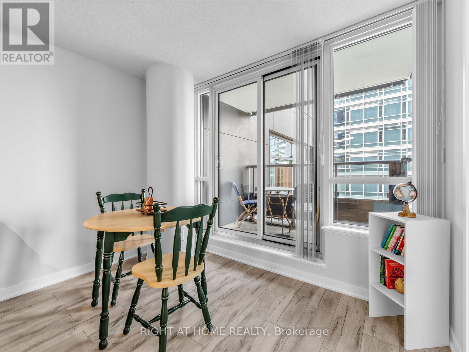 1210 - 295 Adelaide Street W Property Photo 9