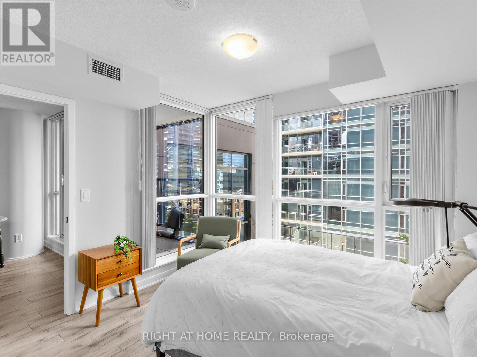 1210 - 295 Adelaide Street W Property Photo 13