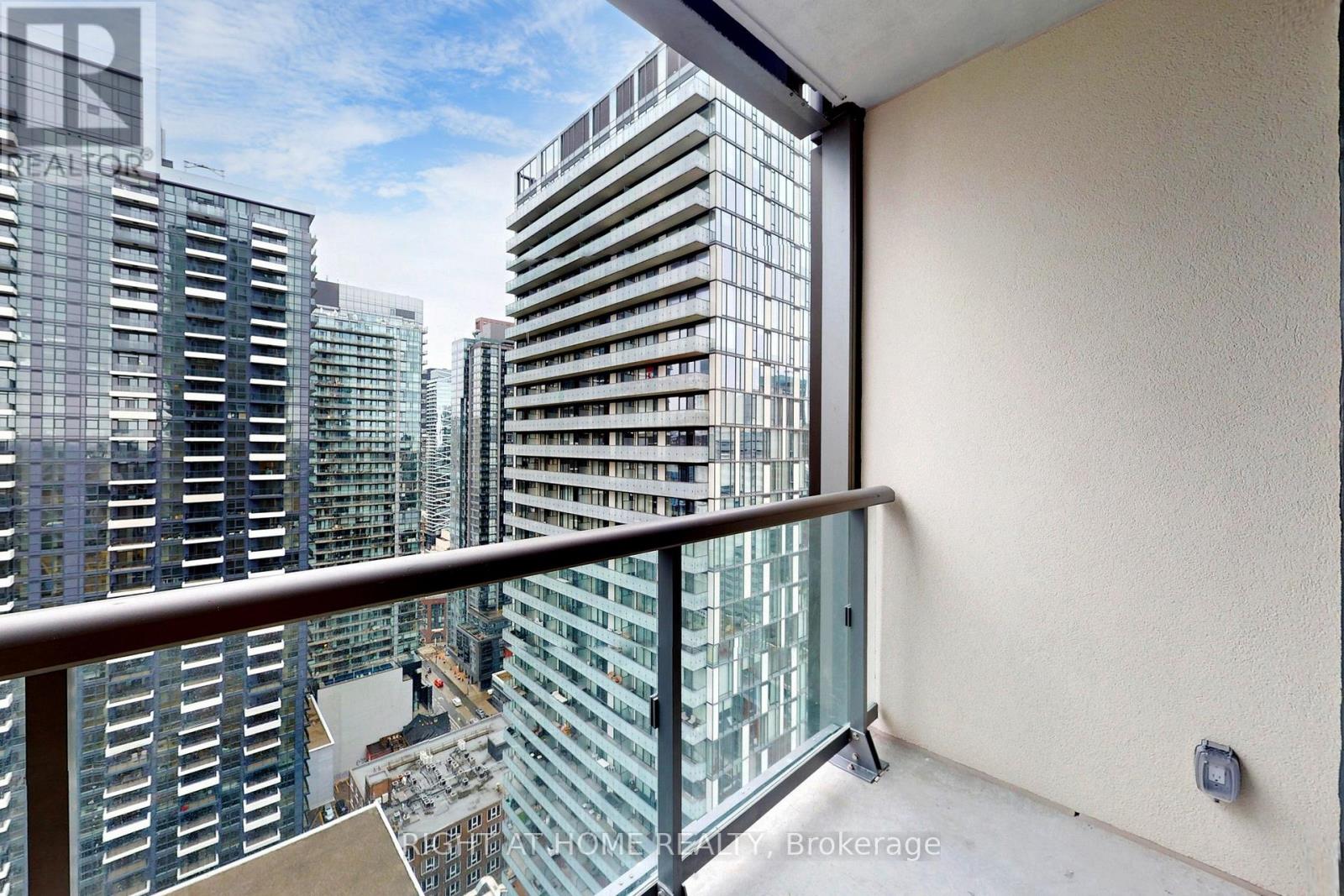 3302 - 108 Peter Street Property Photo 16