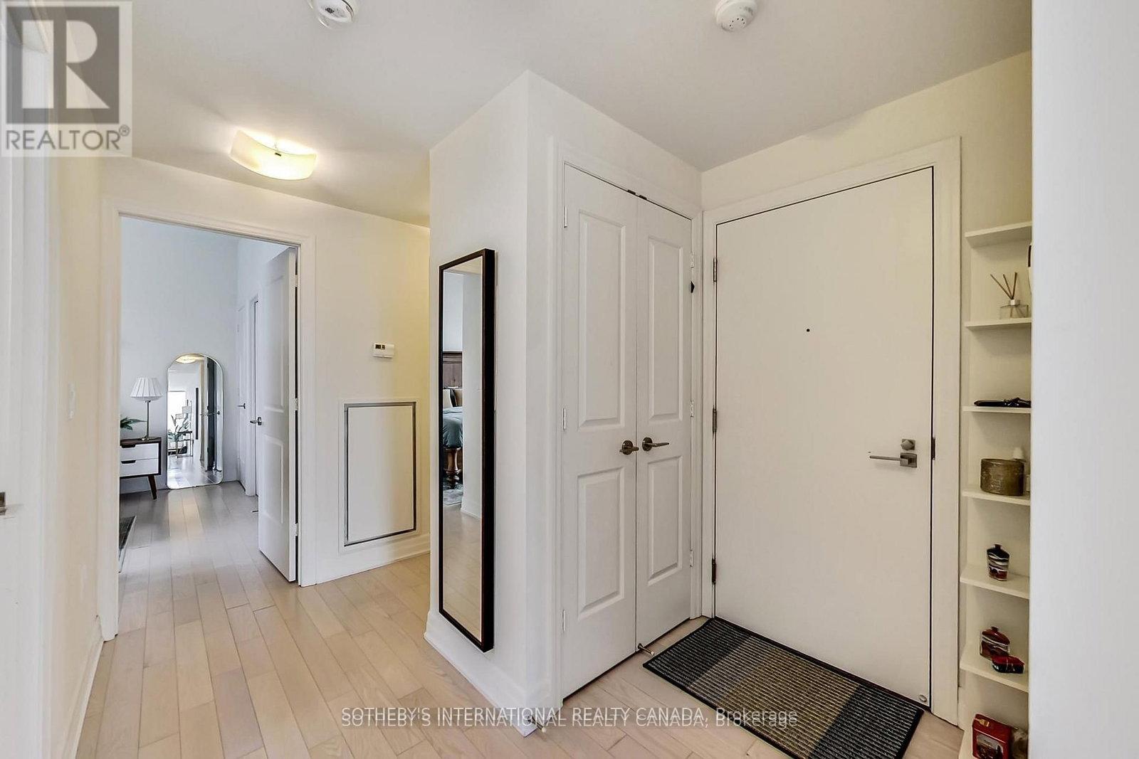 5504 - 8 The Esplanade Property Photo 6