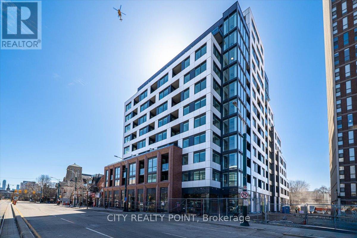 201 - 664 SPADINA AVENUE Property Photo 1