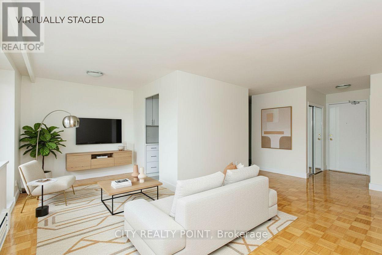 309 - 2 GRANDSTAND PLACE