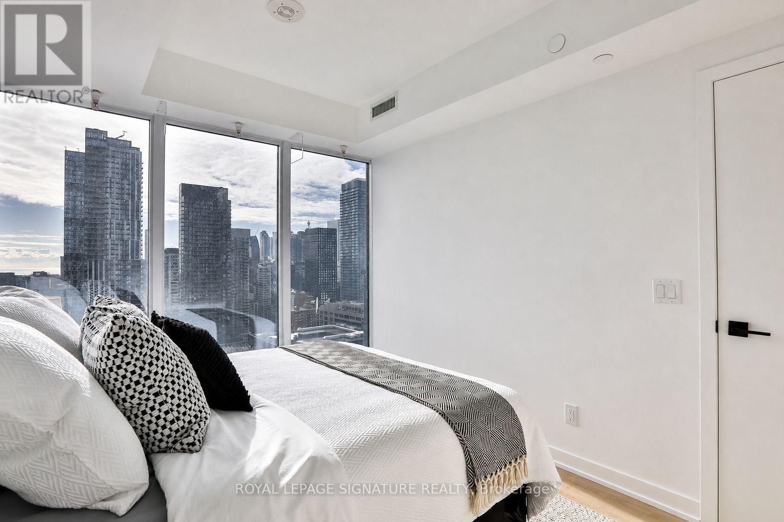 2916 - 319 Jarvis Street Property Photo 15