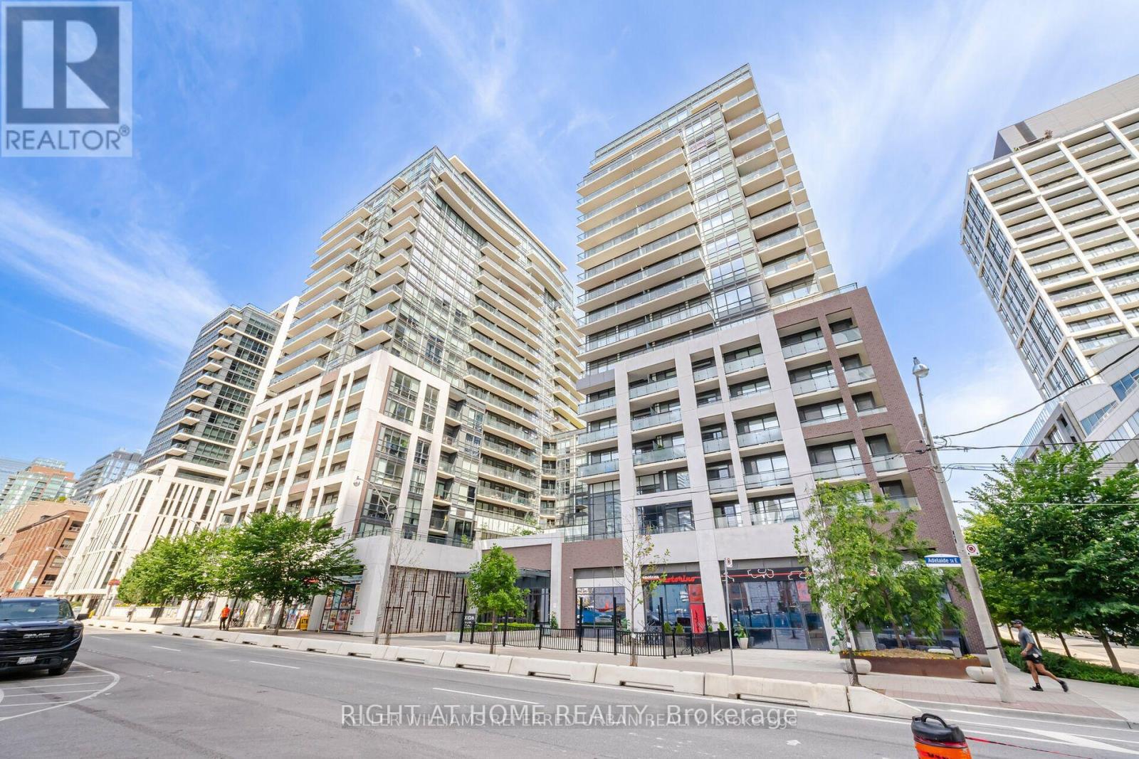 632 - 460 Adelaide Street E Photo de la propriété 1