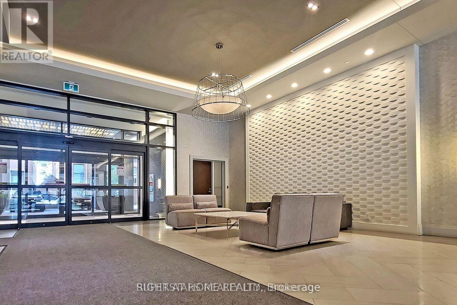 632 - 460 Adelaide Street E Property Photo 19